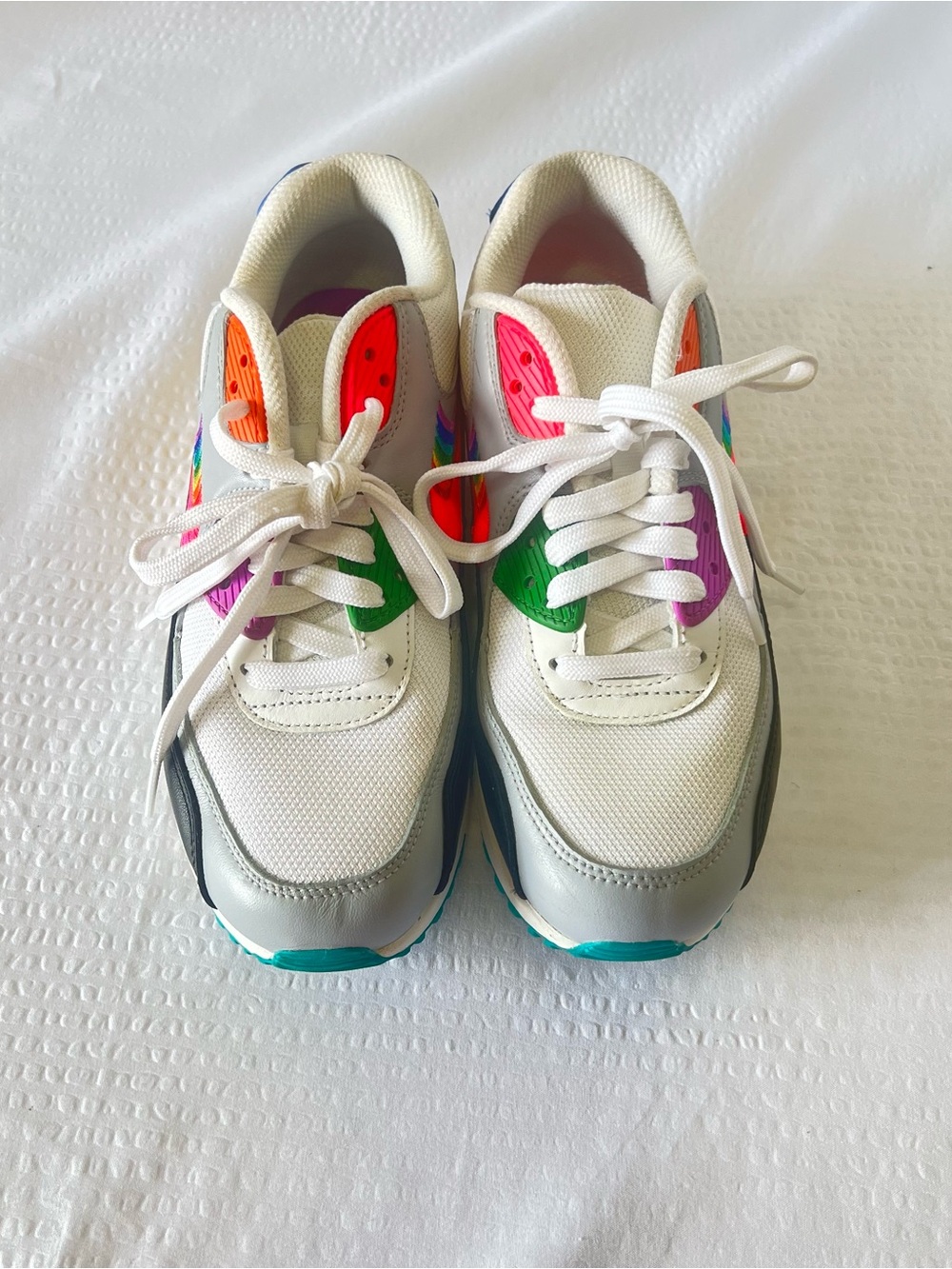 Men’s Nike Air Max 90 Be True White Mesh CJ5482-100 Rainbow Sneakers